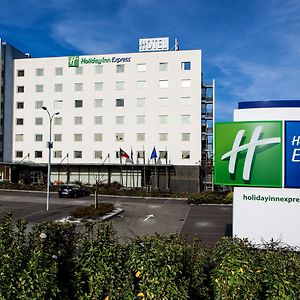 Holiday Inn Express Lisbon-Oeiras, An Ihg Hotel